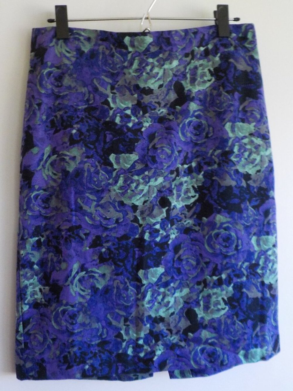 Talbots Pencil Skirt - Size 6 - PURPLE/Green/Black Floral (2323)